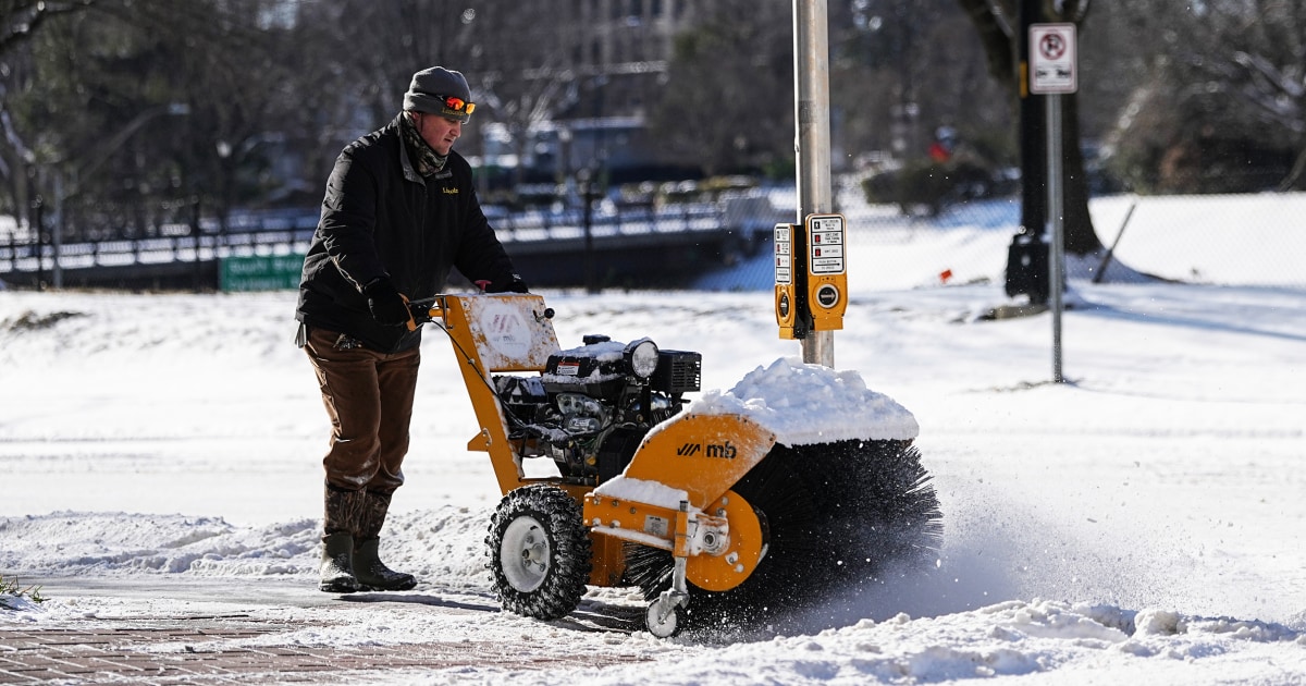 More frigid temperatures expected in much of U.S. after a weekend of heavy snow