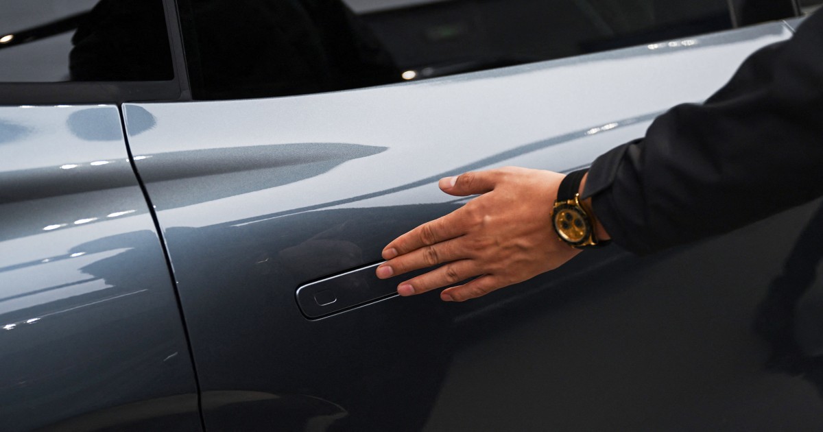 China to ban hidden door handles on cars starting 2027