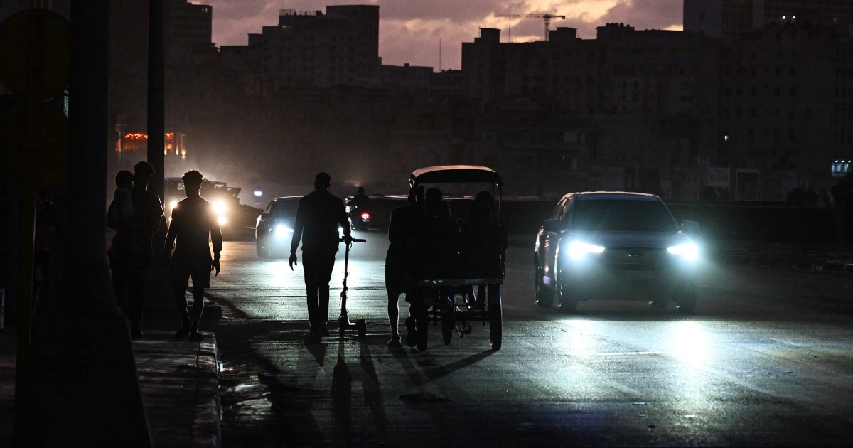 Cuba's power grid collapses, leaving it without electricity for the 3rd time this month