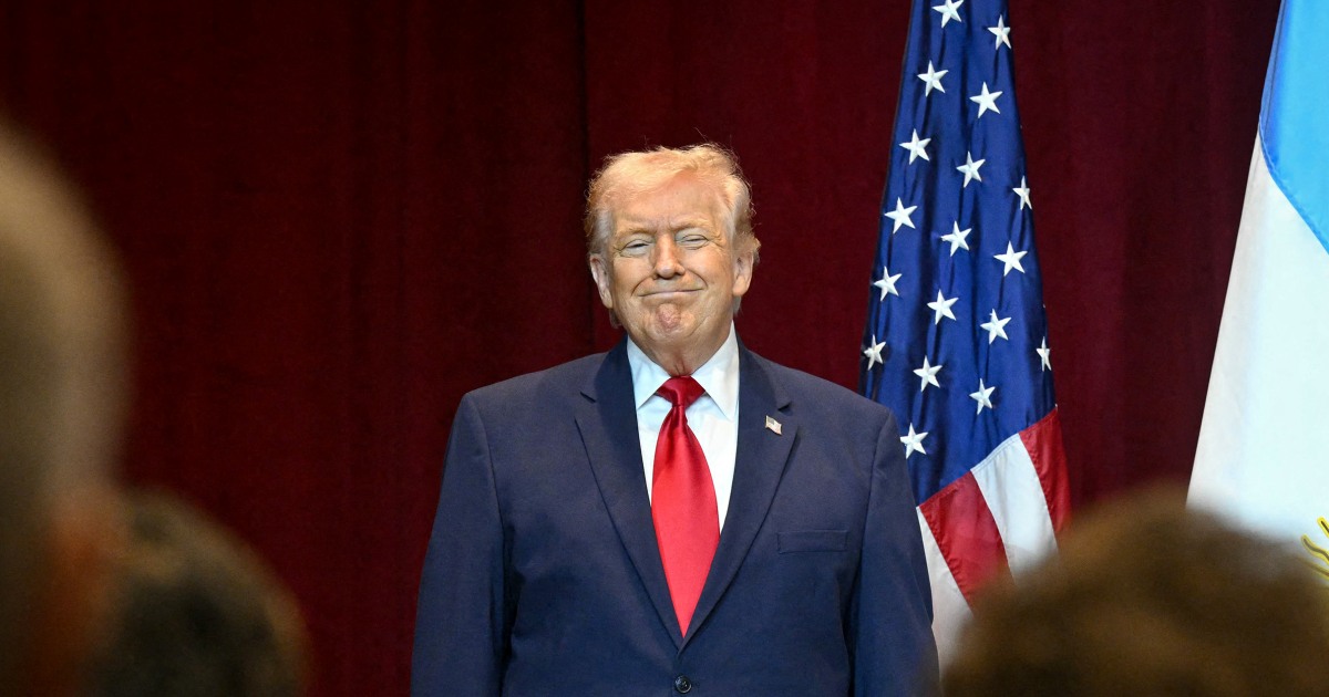 Live updates: Trump hosts House GOP in Miami; new poll gives president negative marks on immigration and the economy – NBC News