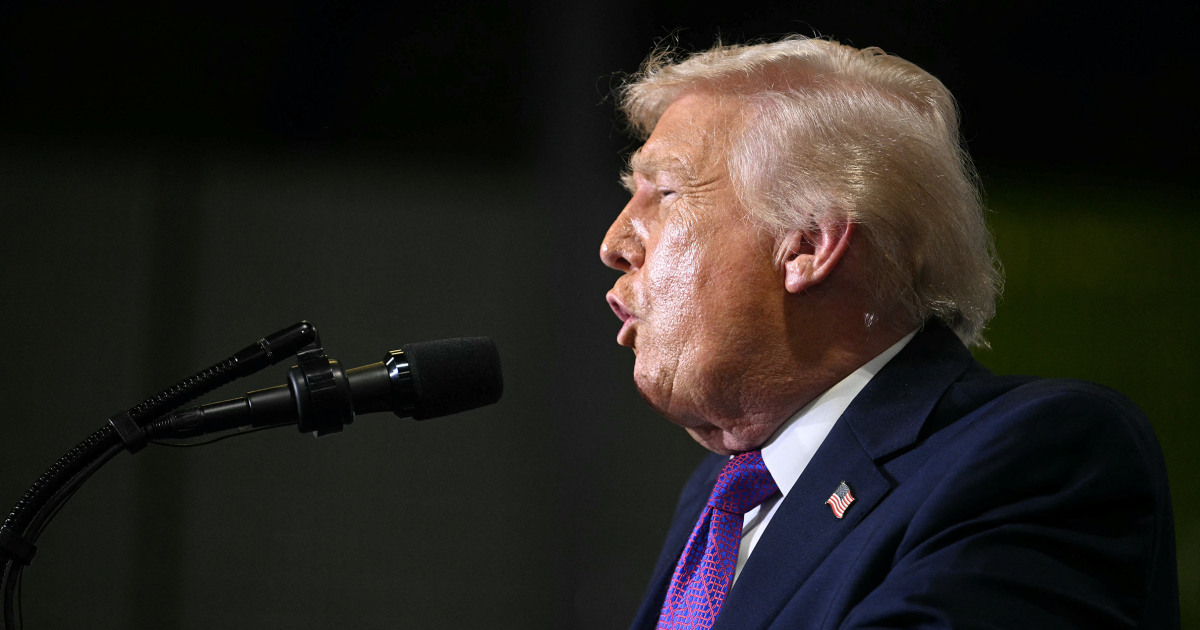 Trump slams Thomas Massie in Kentucky after the senator voted to limit his war powers