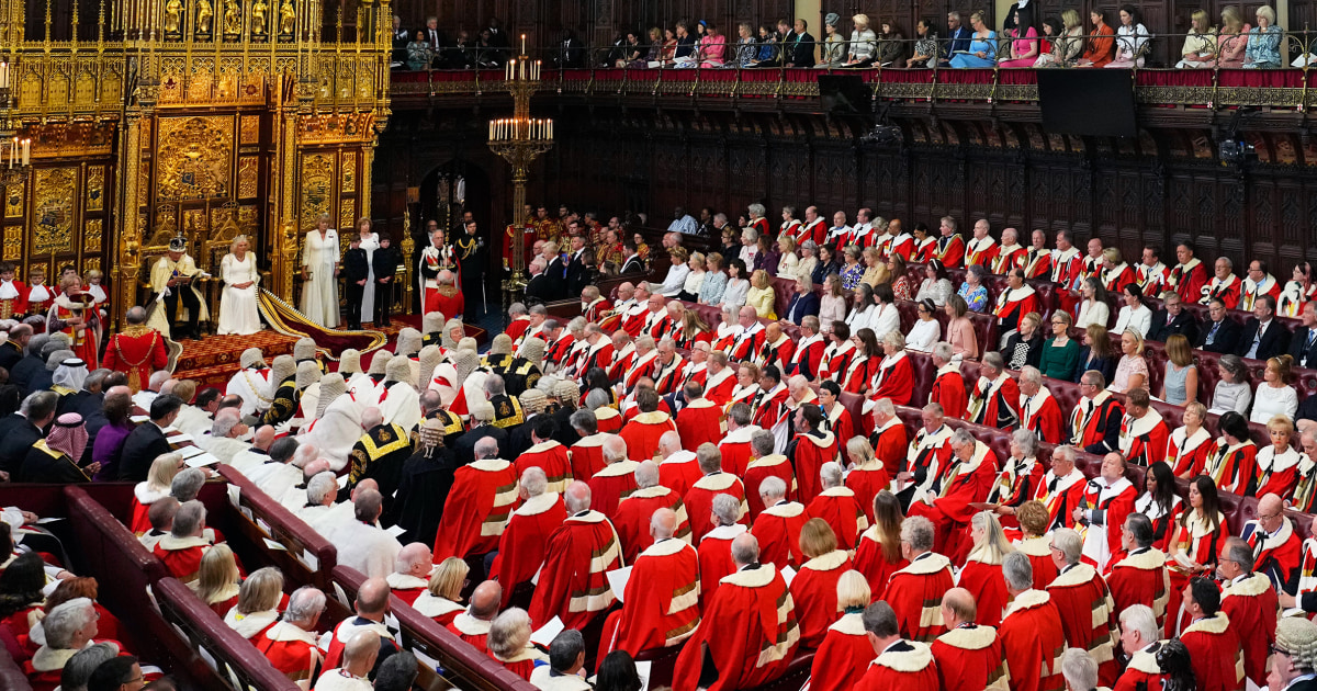 Lords a-leaving: Britain is ejecting hereditary nobles from Parliament after 700 years