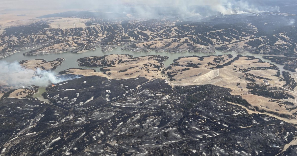 At least 1 dead as Nebraska wildfires scorch nearly 800,000 acres