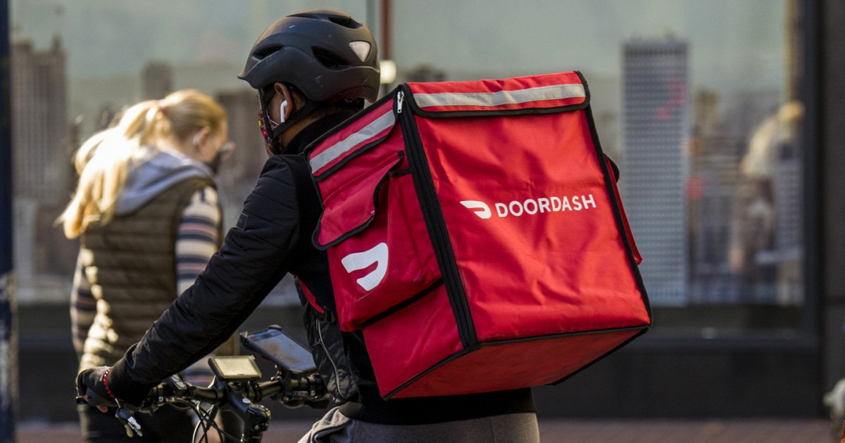 DoorDash is now letting its drivers train AI on the side