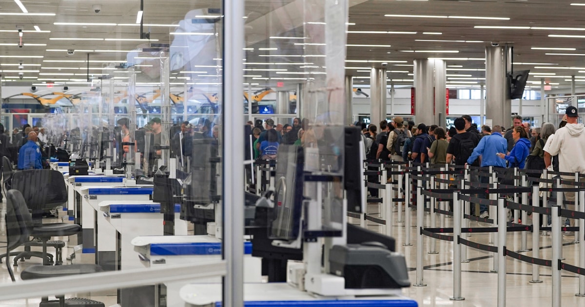 More than 400 TSA officers have quit since shutdown began