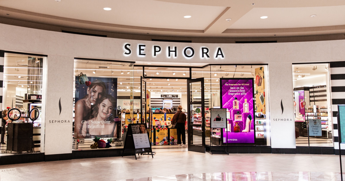 Calling all beauty lovers — the Sephora Savings Event is back in April and here’s everything you need to know