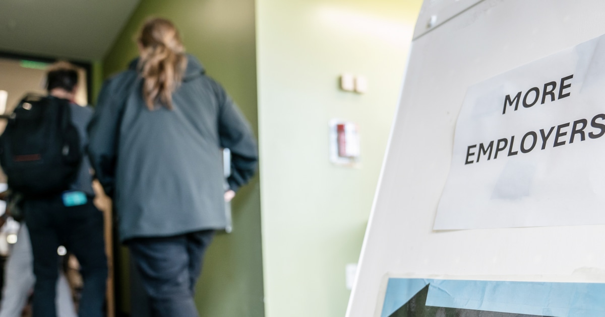 March jobs report expected to show labor market stabilizing before Iran war