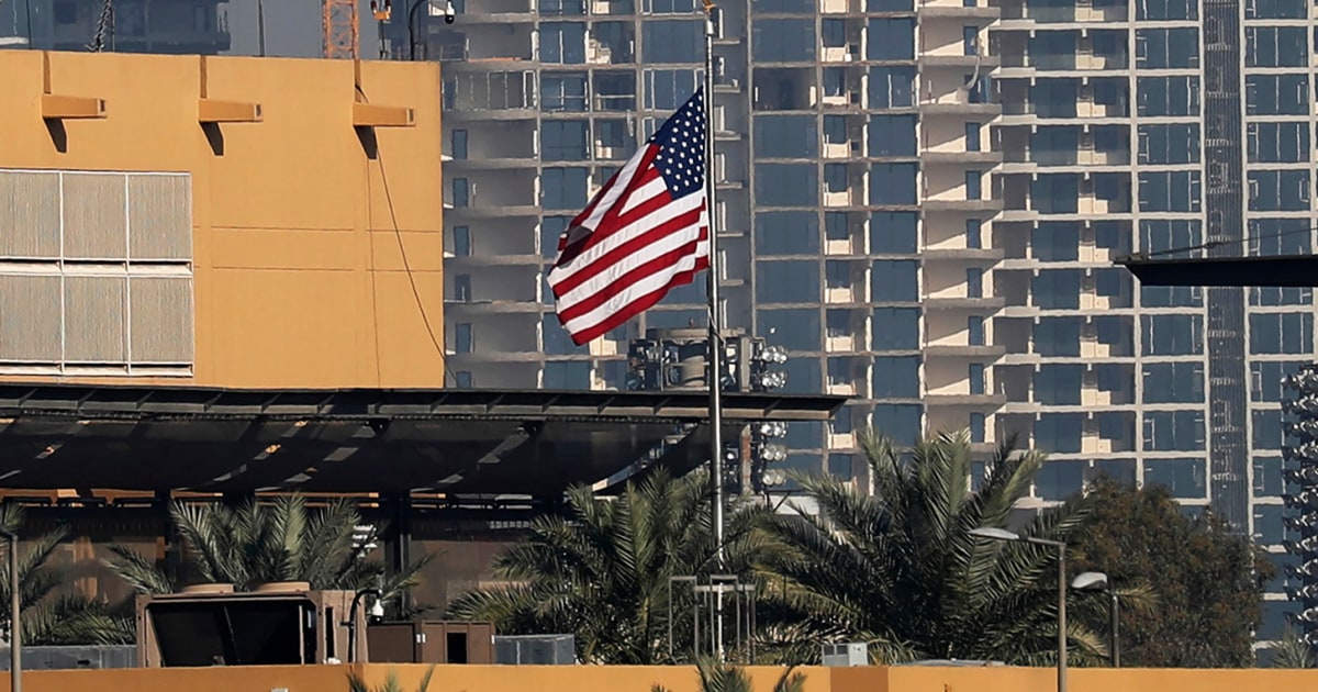 Americans in Iraq warned to leave 'now' amid threats of imminent attacks