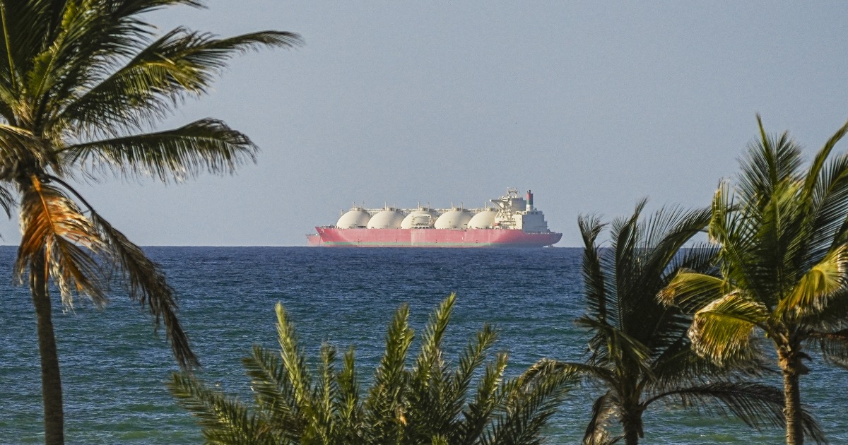 Oil Prices Surge After Trump Says U.s. Will Blockade The Strait Of Hormuz