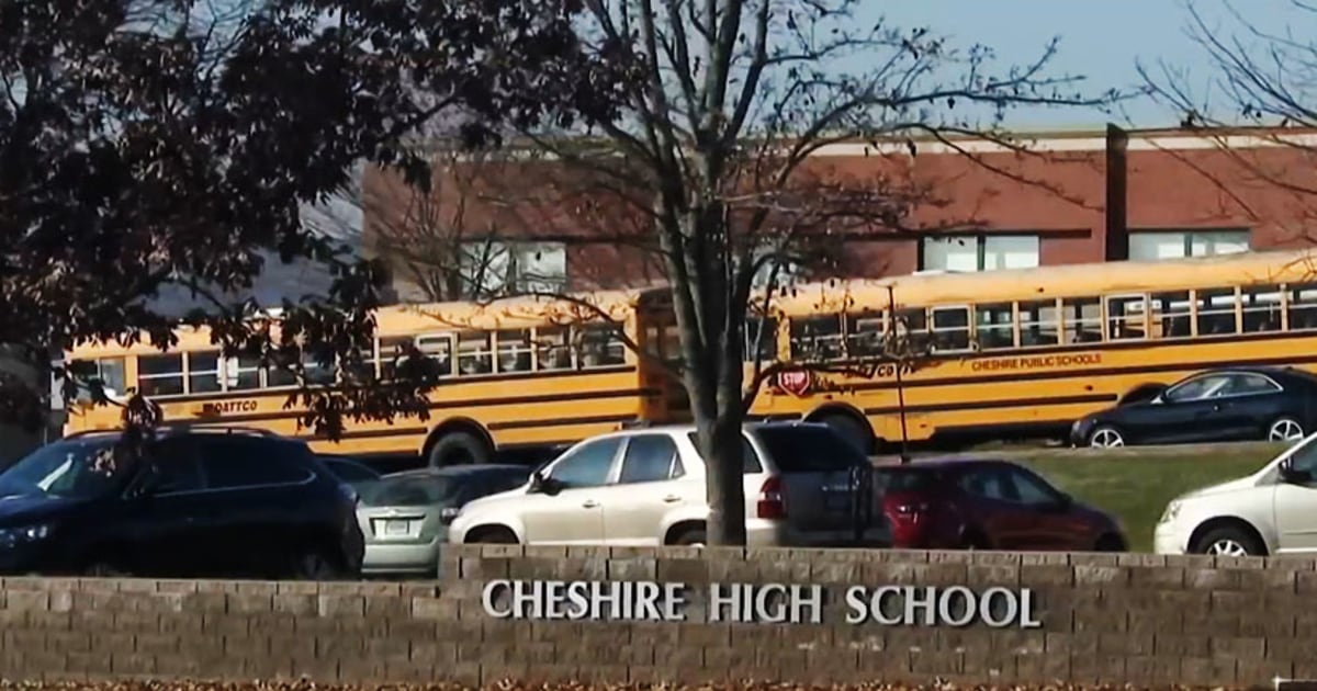 Afghan High School Senior Is Detained By Ice As He Prepared To Graduate - Beritaja