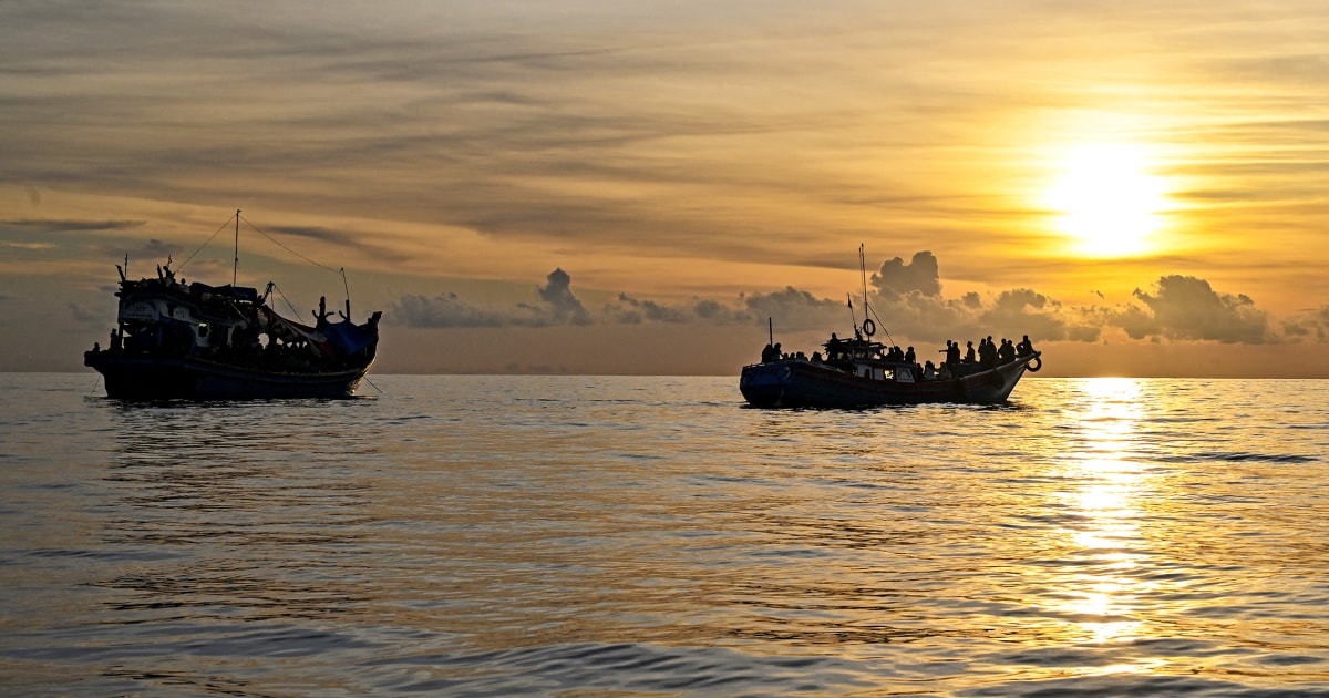 At least 250 missing, including Rohingya and Bangladeshis, after boat sinks in Andaman Sea