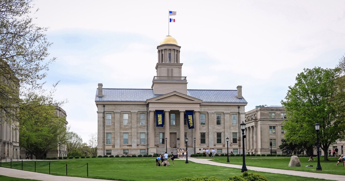 At Least 3 Students Injured In Shooting Near University Of Iowa - Beritaja