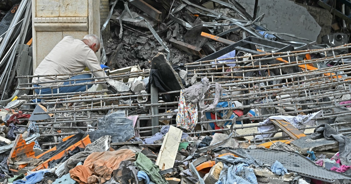 Lebanese People Displaced By Israeli Strikes Return To What's Left Of Their Homes