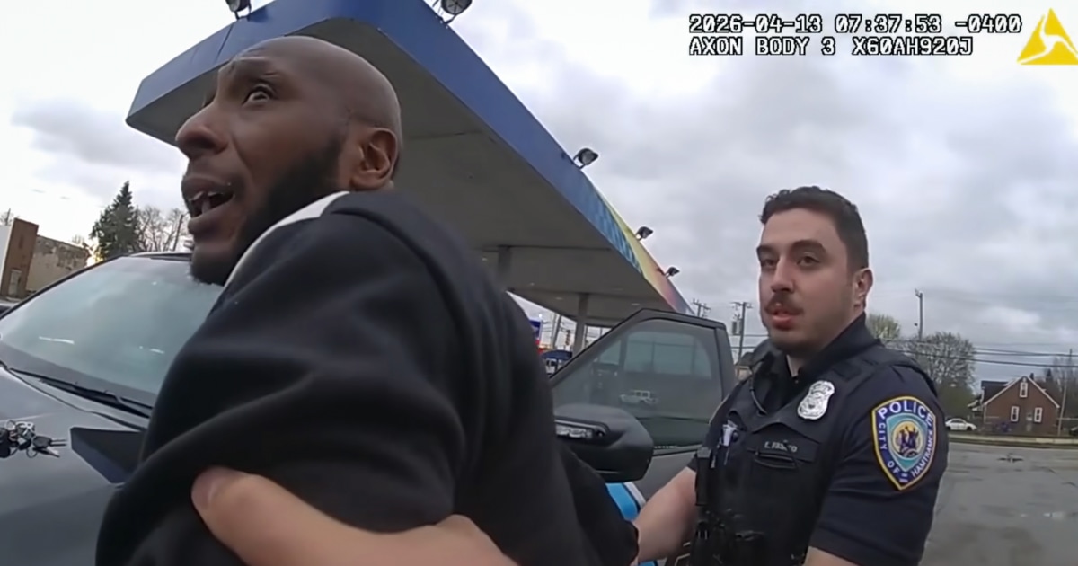 Detroit Gas Station Clerk Saved Teenage Girl From Rapist After She Mouthed 'help' To Him