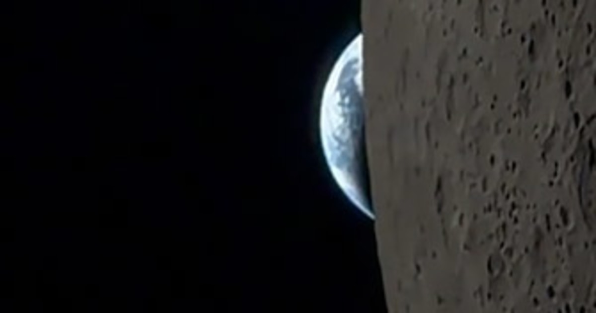 See Video Of Earthset That An Artemis Ii Astronaut Filmed On His Iphone While Circling The Moon