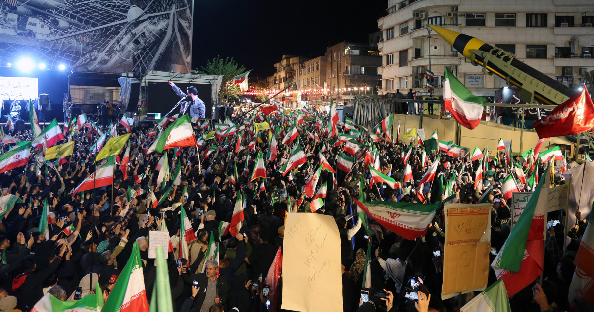 2 ships attacked in Strait of Hormuz after Trump extends Iran ceasefire