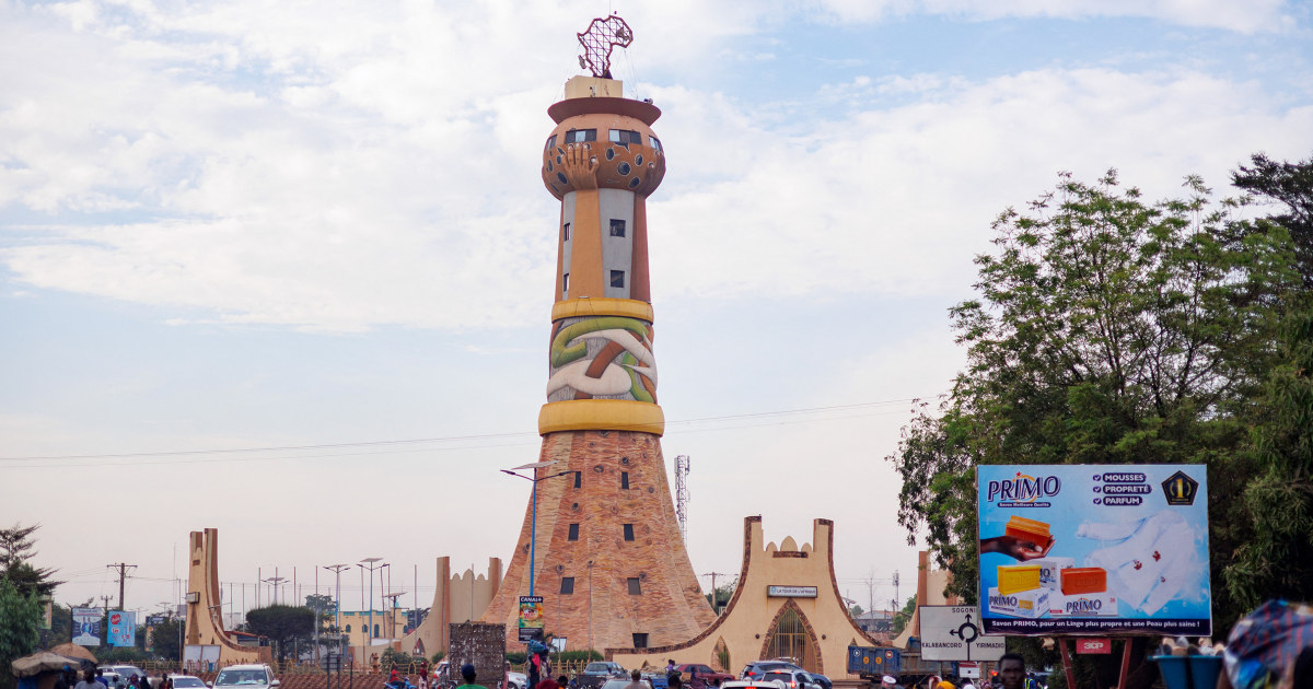 Gunfire And Blasts Rock Mali As Attackers Hit Capital And Other Cities, Residents Say