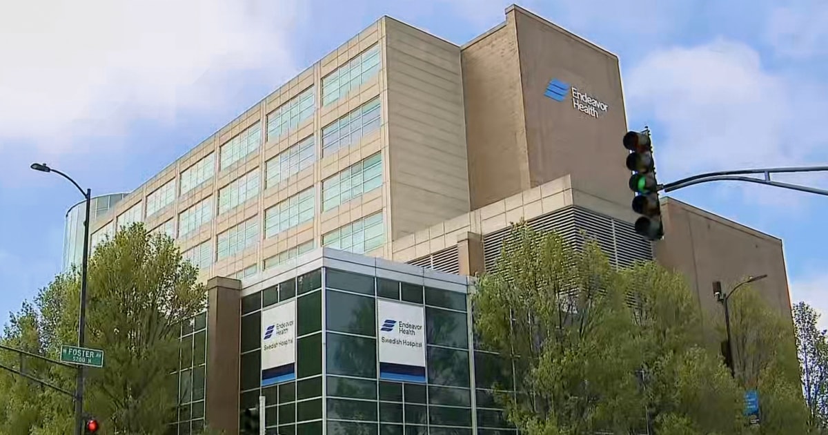 Two Police Officers Shot At Chicago Hospital, One In Critical Condition - Beritaja