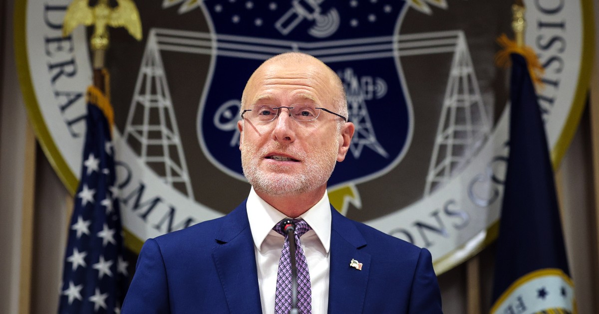 Fcc To Direct Disney-owned Tv Stations To File Early License Renewals, Source Says