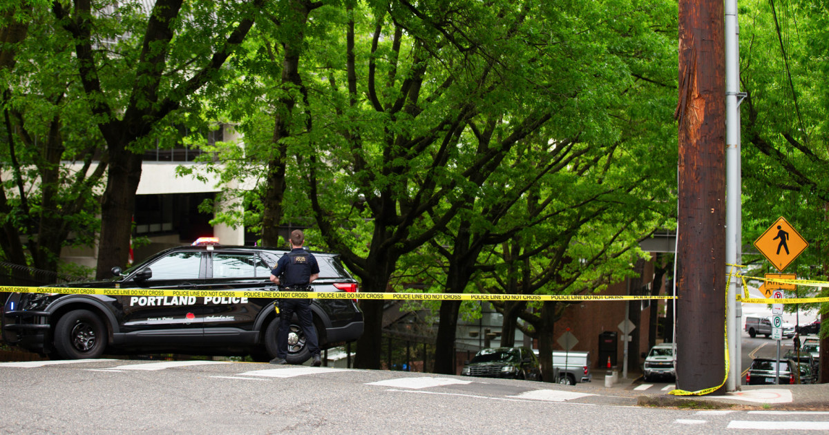 Man Drives Car Full Of Explosives Into A Portland Athletic Club