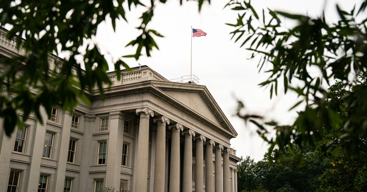 Global bonds sink and oil prices jump, triggering a stock sell-off
