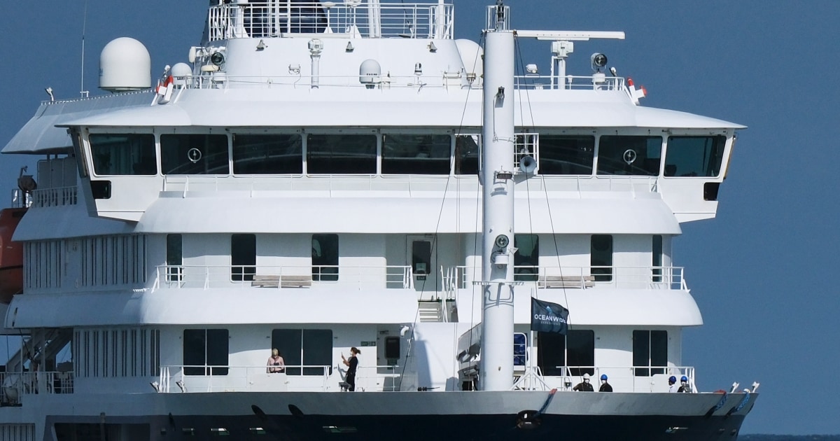 Hantavirus-hit cruise ship docks in the Netherlands after long, deadly voyage