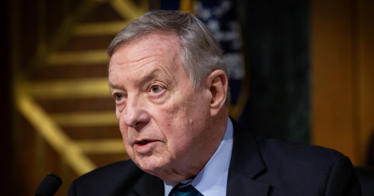 Sen. Dick Durbin warns DOJ against ‘doling out compensation to rioters’ in new Trump fund - BERITAJA