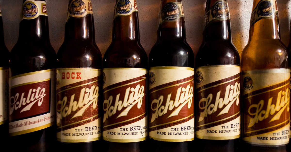 nbcnews.com - End of an era as Schlitz, the beer that made Milwaukee famous, pours its last