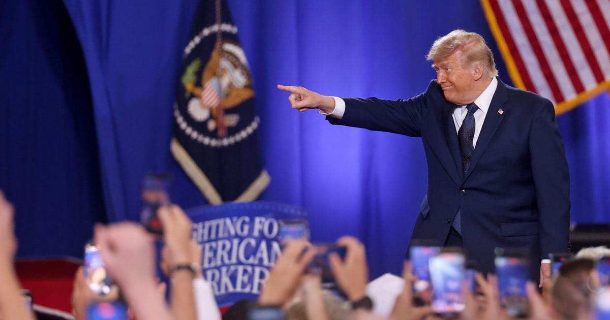 Trump Praises Vulnerable Gop Rep. Mike Lawler As ‘fantastic’ During A Joint Rally In New York - Beritaja