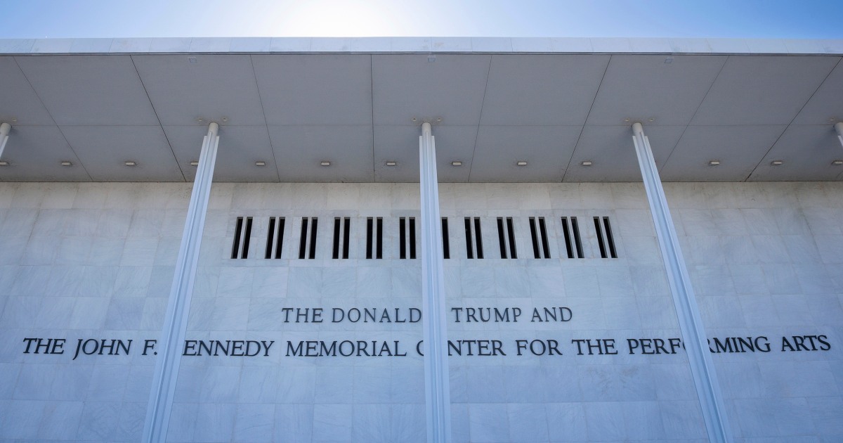 Kennedy Center Lawyers Tell Staff To Remove References To Trump In Signage - Beritaja