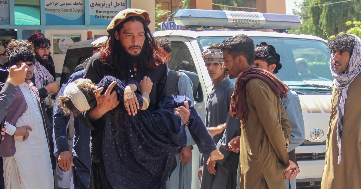Truck Carrying Returning Refugees Crashes In Eastern Afghanistan, Killing 22 - Beritaja
