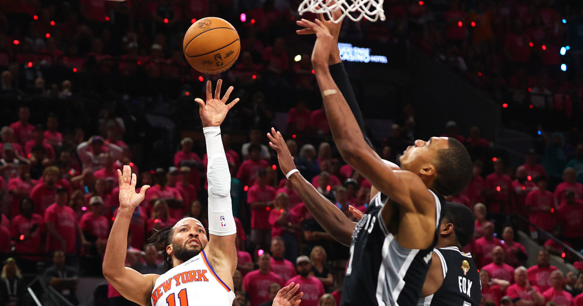 From The Sports Desk: Jalen Brunson, ‘captain Clutch,’ Ices Game 1 For Knicks - Beritaja
