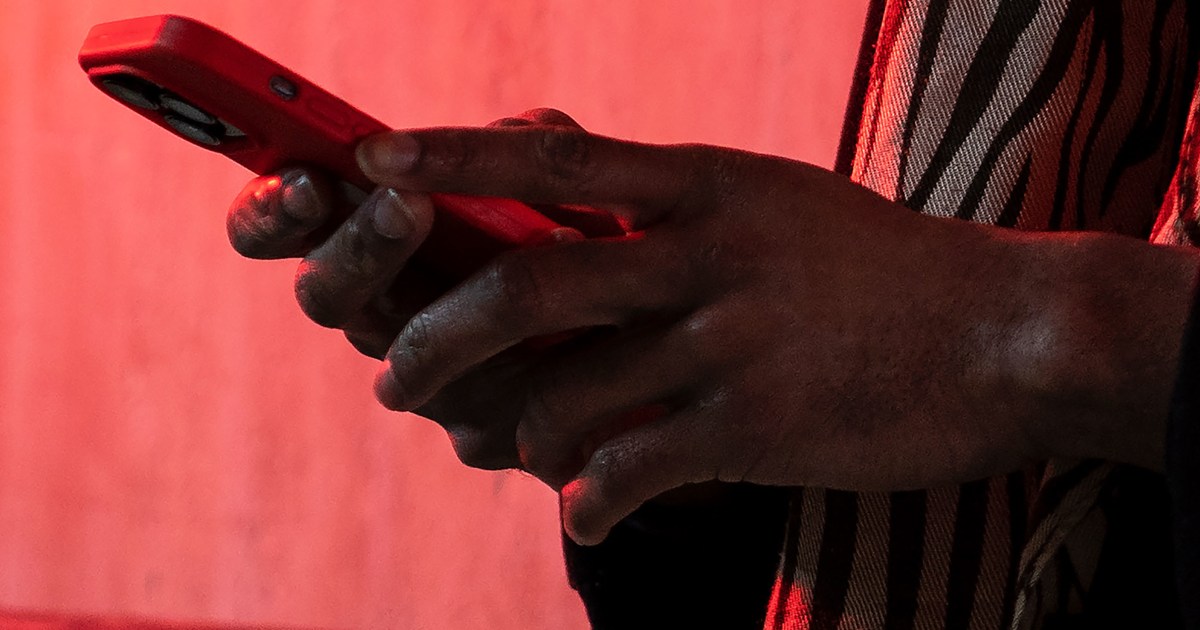 Inside The World’s Scam Capital, Where Enslaved Workers Are Forced To Defraud Americans Online - Beritaja