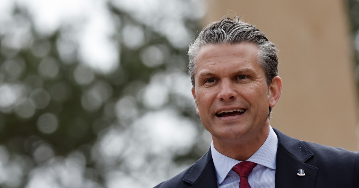Hegseth ataca a Europa na imigração durante o Dia D, tendência contínua entre autoridades de Trump