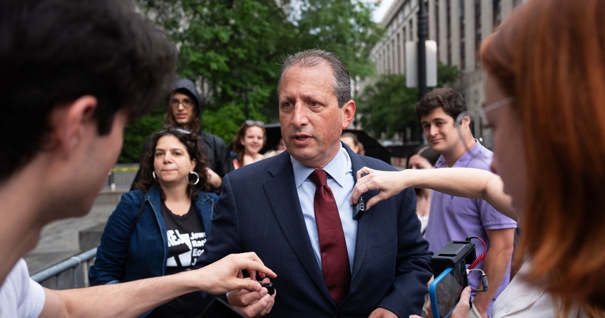 Brad Lander found not guilty of charges in incident at immigration detention center in New York - BERITAJA