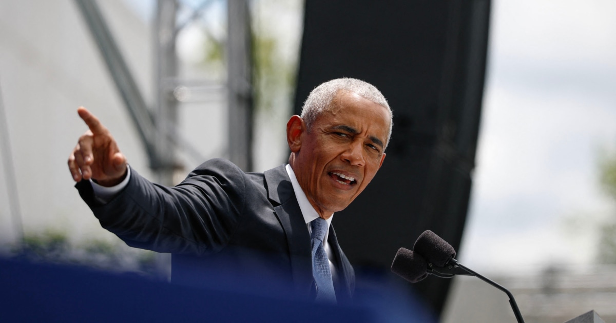 Obama Calls Trump Officials’ Investigation Of Ilhan Omar ‘appalling’ - Beritaja