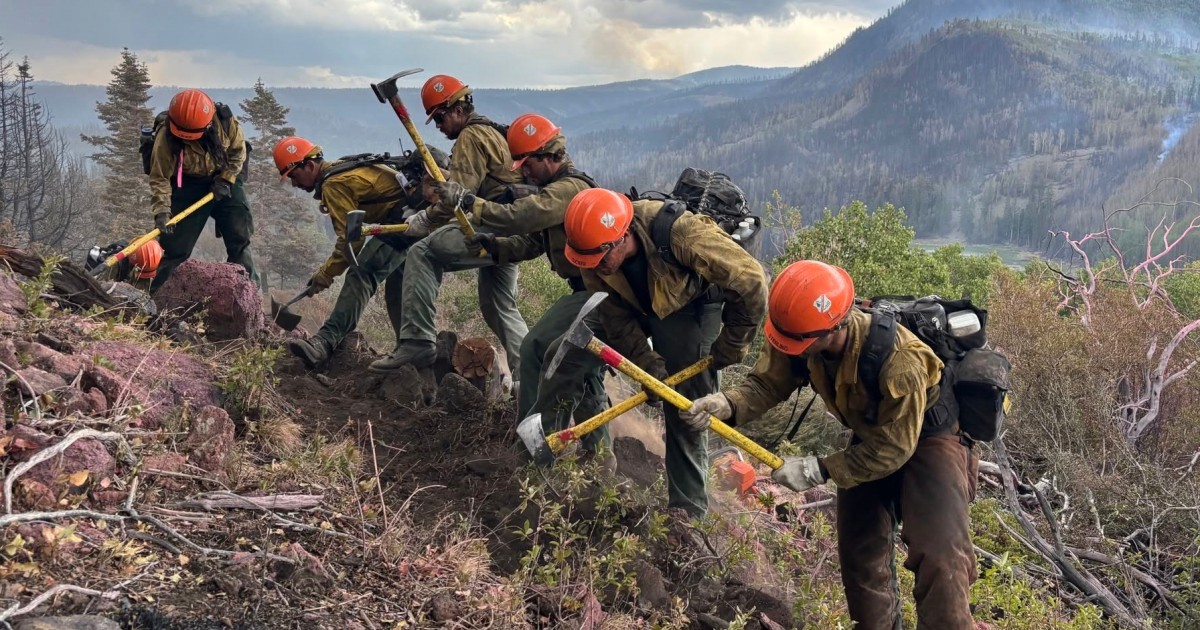 3 firefighters killed, 2 injured while tackling wildfires on the Colorado-Utah border
