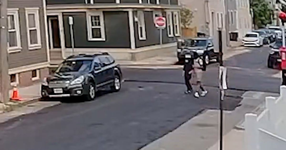 Boston Lemonade Stand Robbed At Gunpoint, Supects Flee And Remain At Large - Beritaja