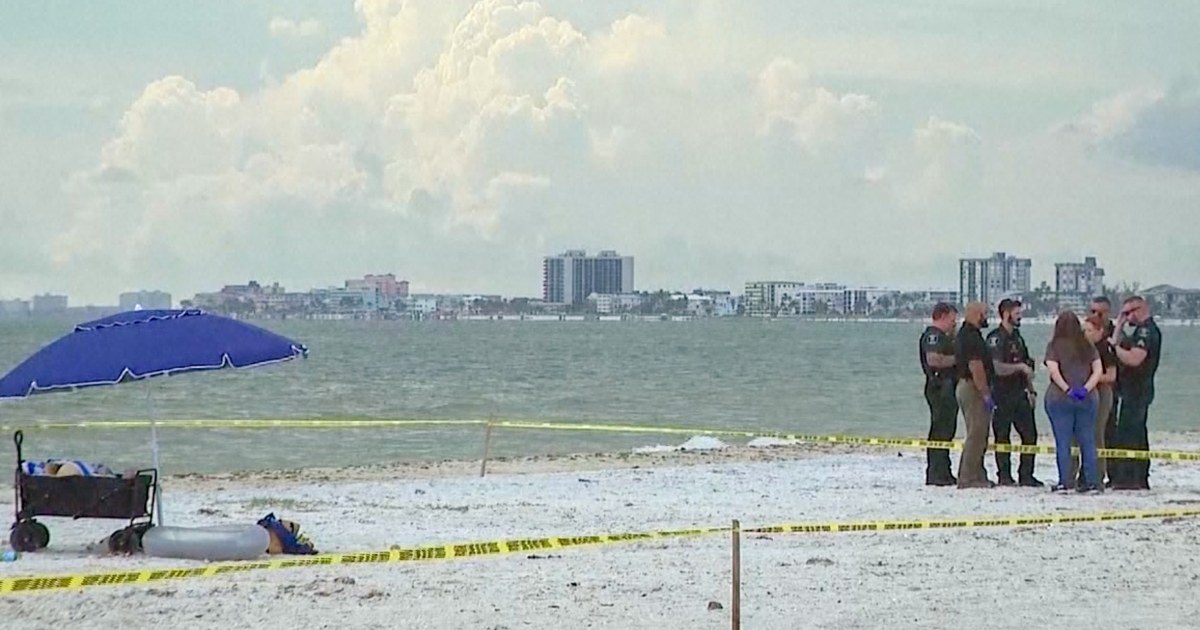Florida beach lightning strike leaves 1 dead, 3 injured ahead of July Fourth weekend