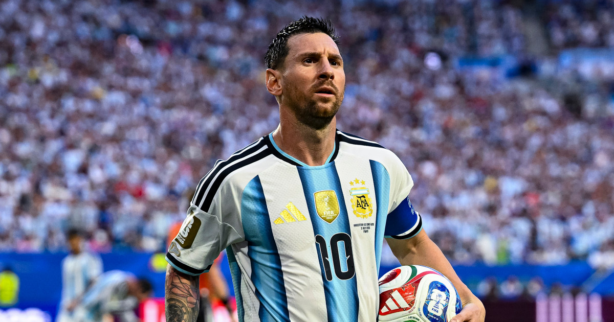 Follow live updates and coverage on the 2026 World Cup games as Lionel Messi looks to lead Argentina to the quarterfinals and keep up his record goal-scoring streak.