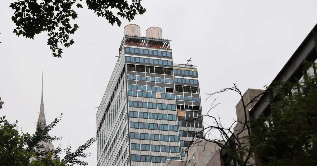 Midtown Manhattan Building Evacuated After Buckling Beams Found at Construction Site