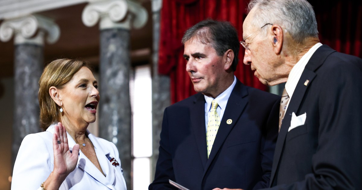 Darline Graham is sworn in as senator to fill her brother Lindsey Graham’s seat Darline Graham is sworn in as senator to fill her brother Lindsey Graham’s seat