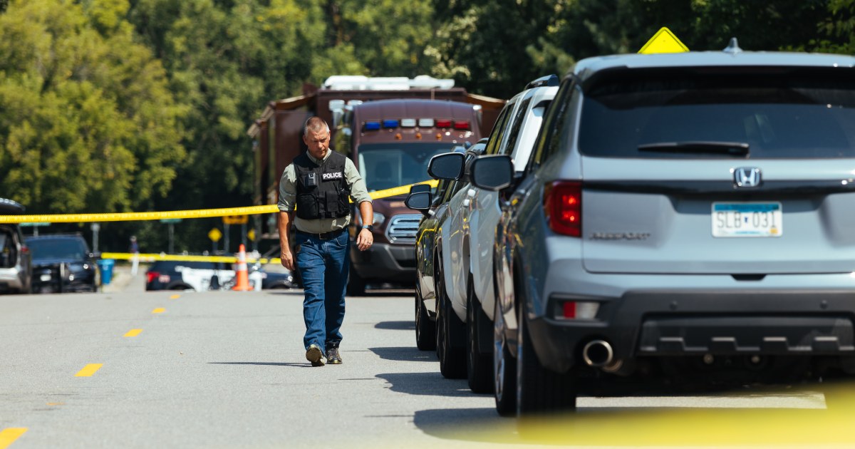Two adults and a young child were were found dead at a home day care in the Twin Cities metropolitan area. <https://t.co/7vQmIXl7J8>
 [↧](https://t.co/7vQmIXl7J