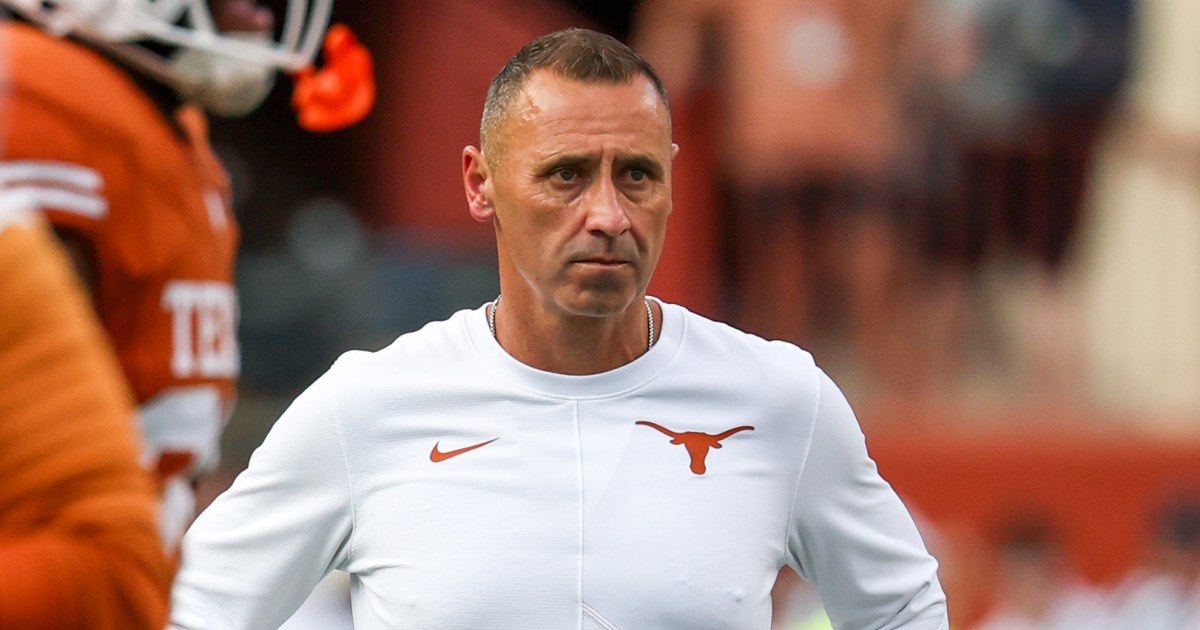 nbcnews.com - Trump's visit to Texas-Tennessee game could interrupt coaches' headsets, they warn