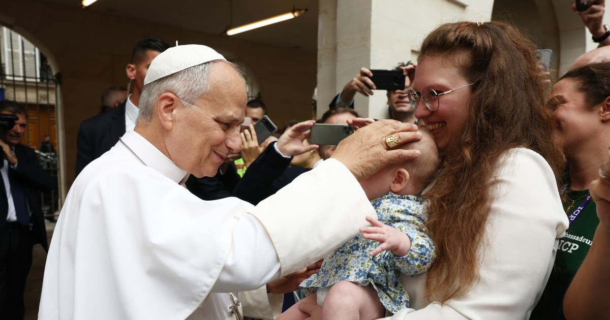 Pope Leo draws vast crowds in Paris, warns of AI ‘paradise of machines’