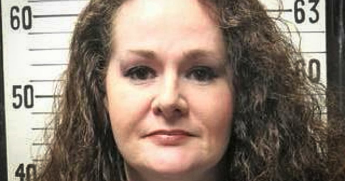 NEW: Christa Pike, the woman who survived a lethal injection execution attempt in Tennessee, is in critical condition, her lawyers say.