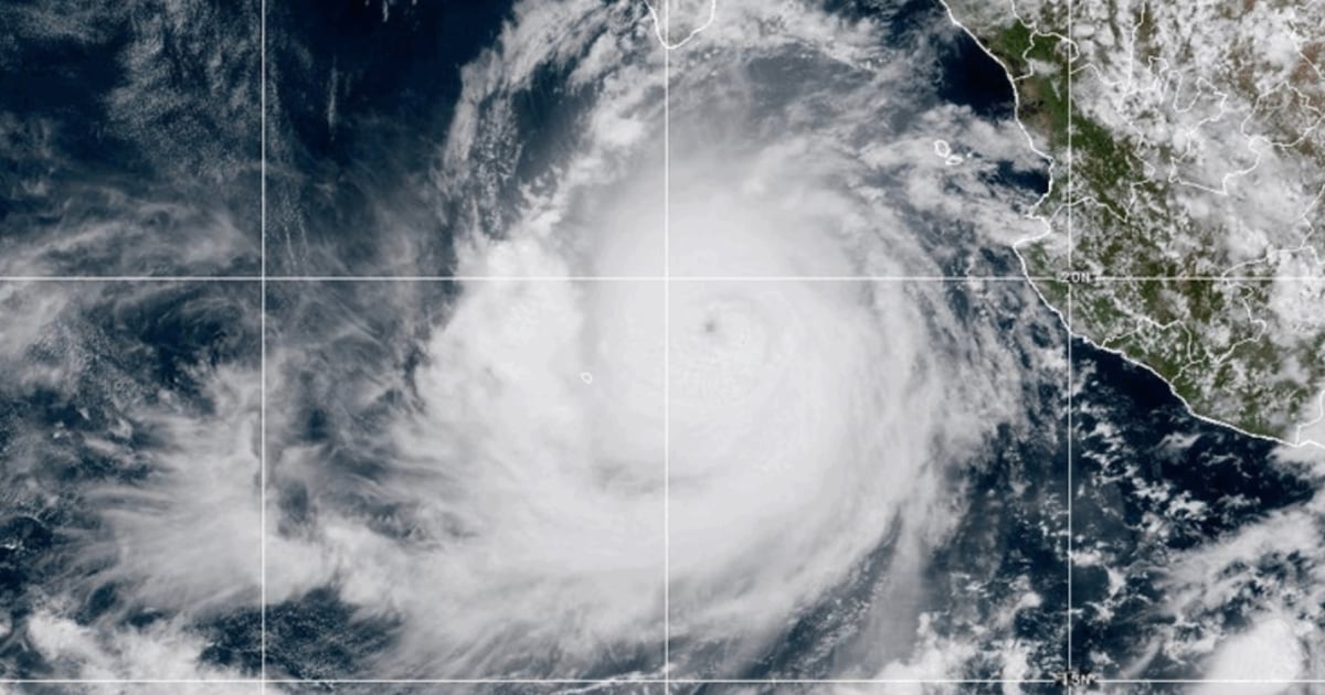 Hurricane Rachel strengthens to a Category 3 storm off Mexico’s Pacific coast