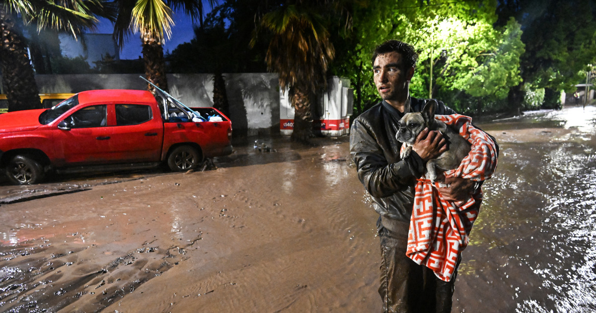 Heavy rain batters Chile’s capital, sweeping away cars and flooding homes