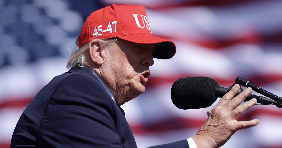 Trump says government officials who leak to the media ‘should be shot’
