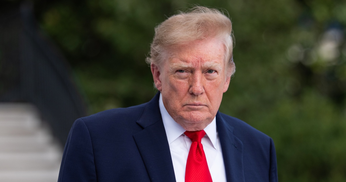 Trump to Campaign for Senator Lindsey Graham in South Carolina Trump to Campaign for Senator Lindsey Graham in South Carolina